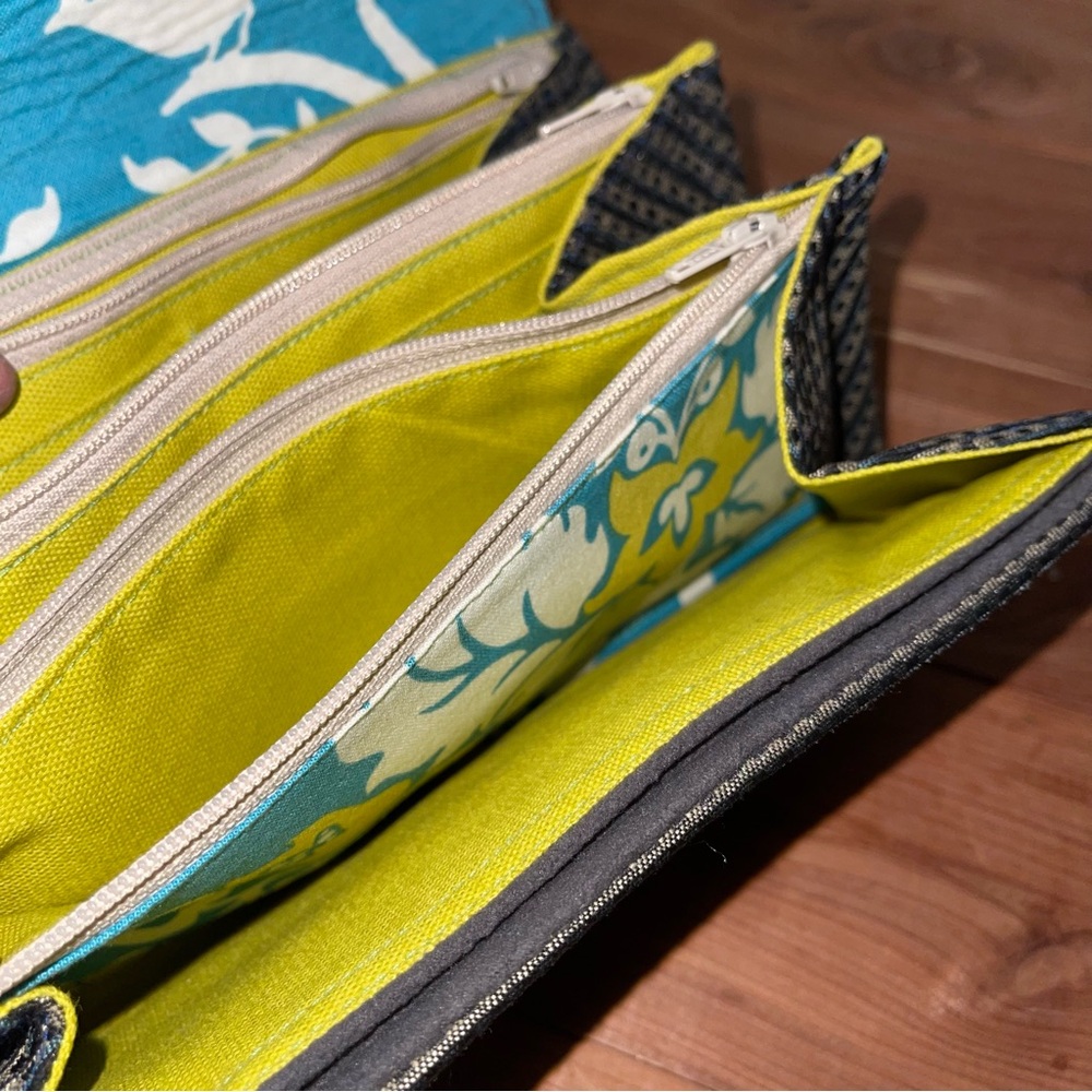 New Handmade Cotton Clutch Wristlet Bag Lots of CC Slip Pockets, Phone Money - Picture 9 of 12